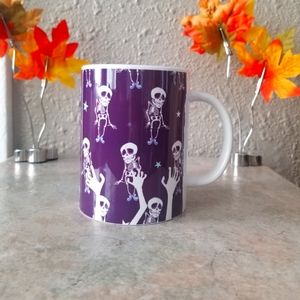 New Halloween spooky skeleton design, 15 oz mug